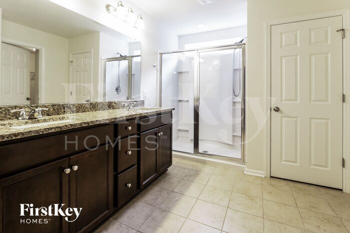 Building Photo - 153 Basket Grass Ln