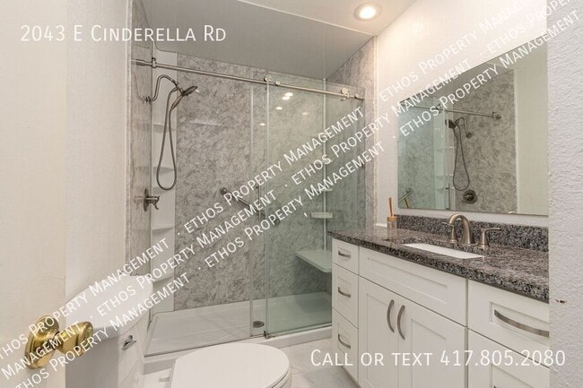 Building Photo - 2043 E Cinderella St