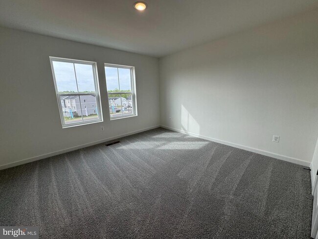 Building Photo - 36122 Wilderness Shores Way