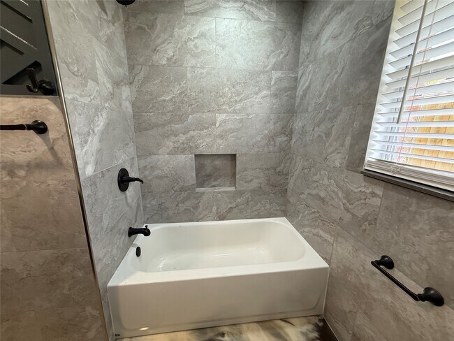 Building Photo - 5810 Cheena Dr