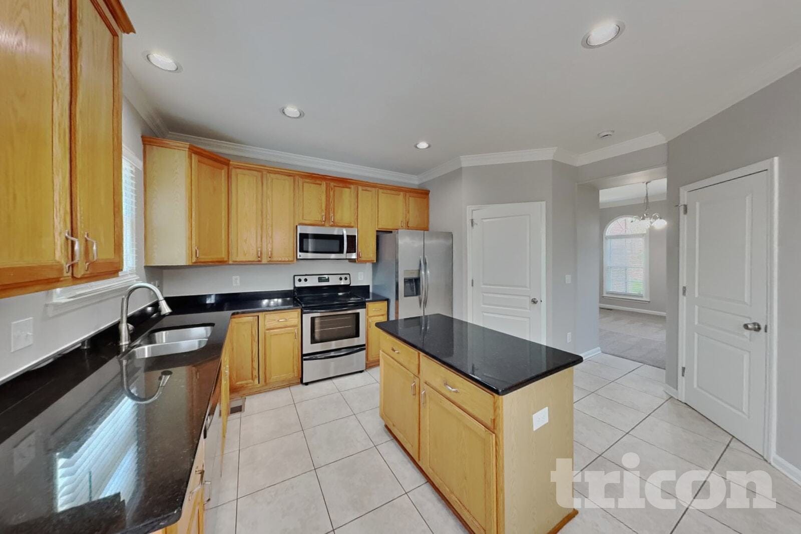 Building Photo - 1267 Buckingham Cir