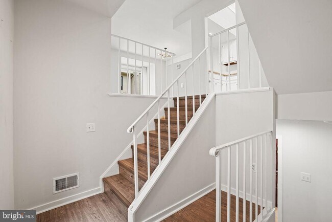 Building Photo - 18616 Pier Point Pl