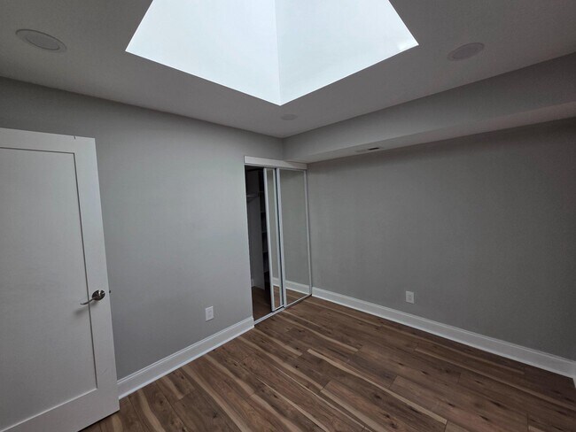 Building Photo - 1701 Scotchbrook Dr