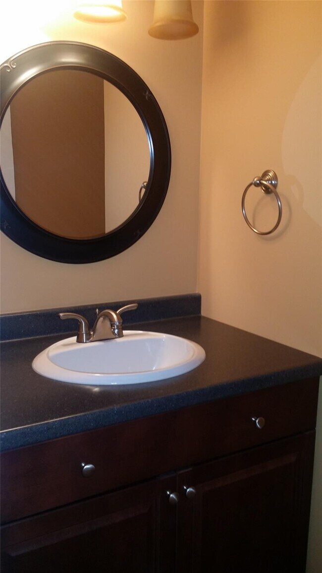 Building Photo - 10777 W Sample Rd