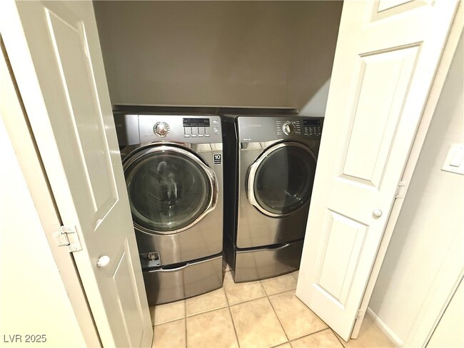 Building Photo - 8925 W Perfect Diamond Ct