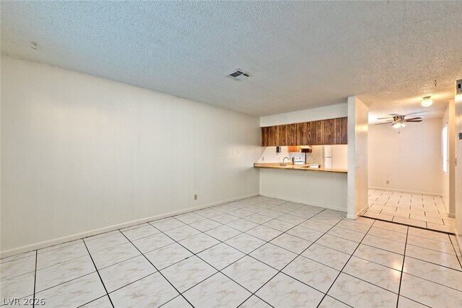 Building Photo - 5198 Greene Ln