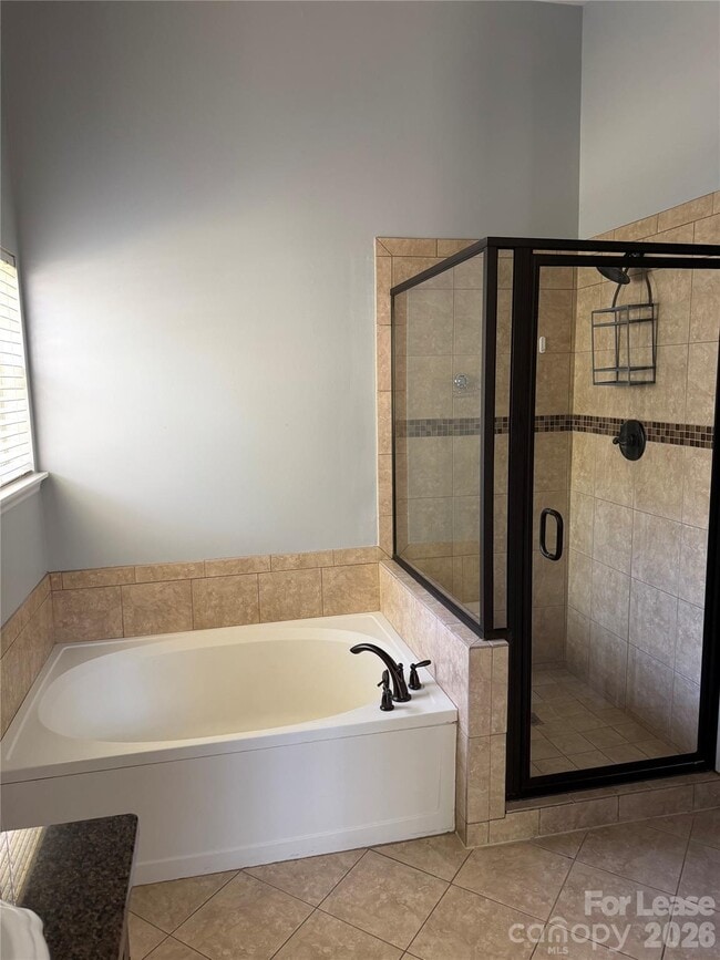 Building Photo - 8539 Albury Walk Ln