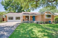 Building Photo - 2915 Lavita Ln