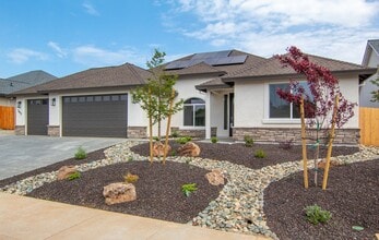 Building Photo - 3677 Nadal Dr
