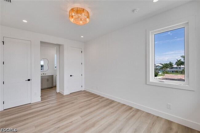 Building Photo - 18563 Cutlass Dr