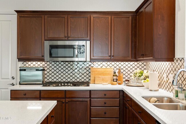 Building Photo - 1560 Thorpe Trl