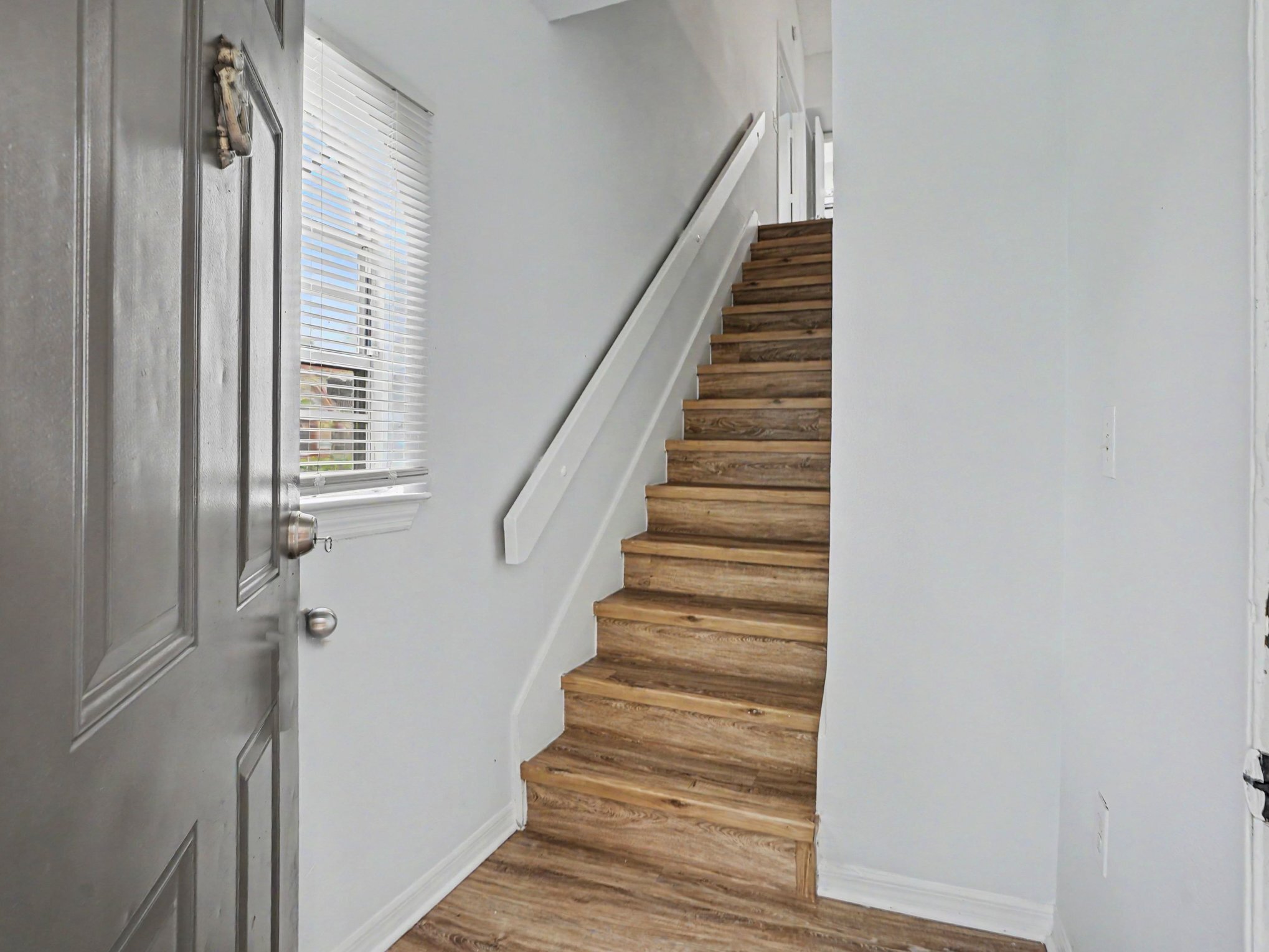 Building Photo - 437 Fountainhead Cir