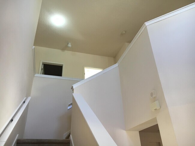 Building Photo - 4314 Canby Dr