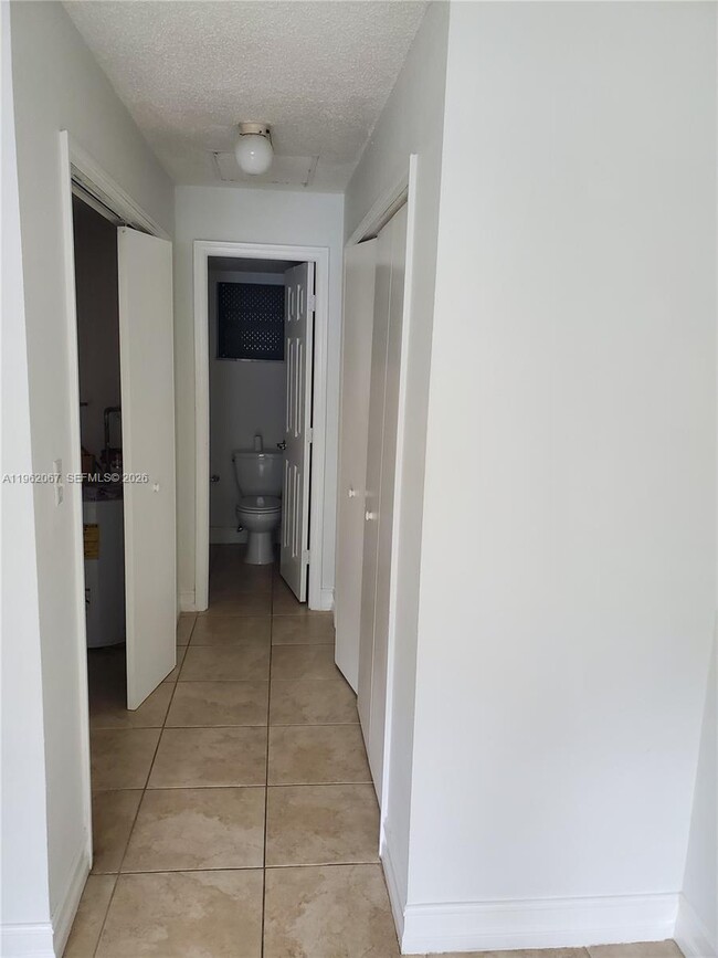 Building Photo - 1300 Moffett St