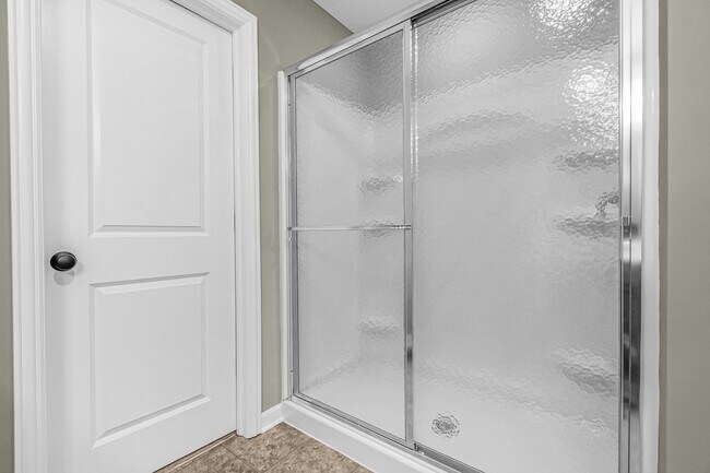 Building Photo - 3832 Eagles Landing Dr