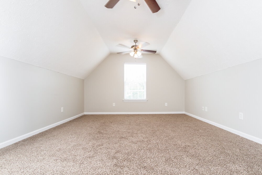 Building Photo - 5054 Betsy Ann Ave