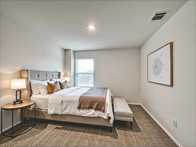 Building Photo - 118 Canley Lp