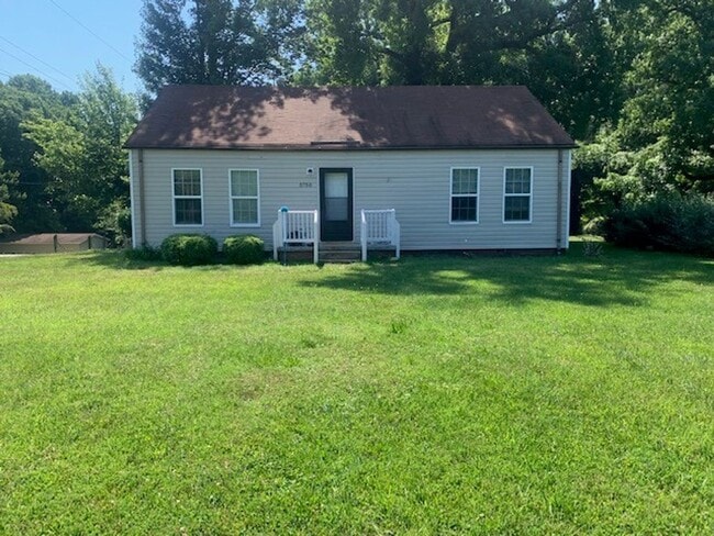 Primary Photo - Updated 2 Bed 2 Bath In Peaceful Brown Summit