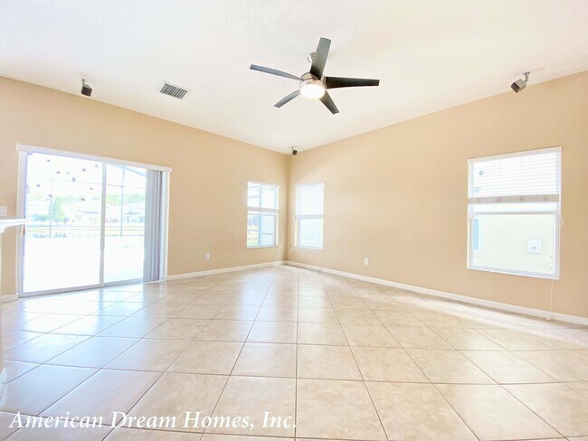 Building Photo - 10973 Willow Ridge Loop