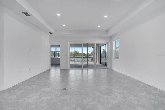 Building Photo - 215 Summertime Pl