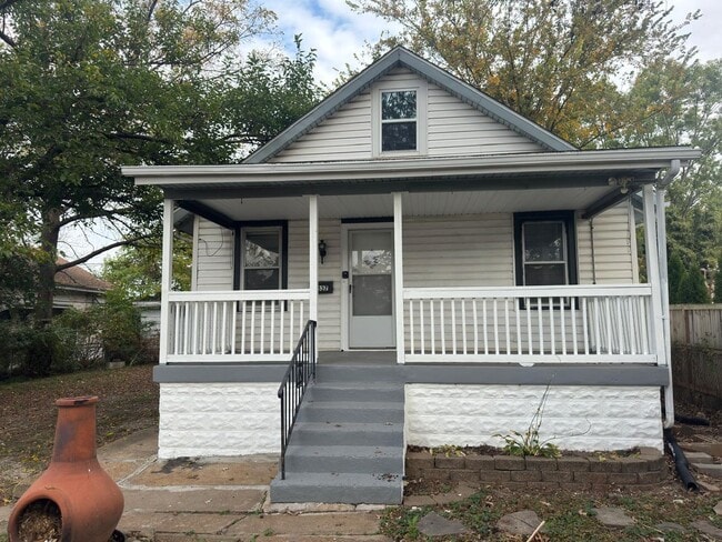 Primary Photo - Recently Renovated 3-Bedroom Home in South...