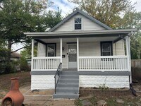 Building Photo - Recently Renovated 3-Bedroom Home in South City!