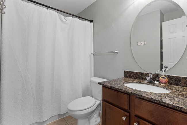 Building Photo - Live on the Water – 2BR Condo at Harbor Landing