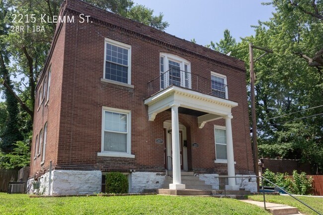 Building Photo - 2215 Klemm St