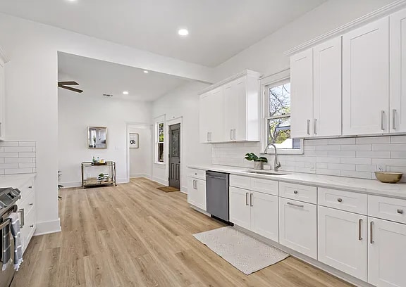 Building Photo - 506 E Evergreen St