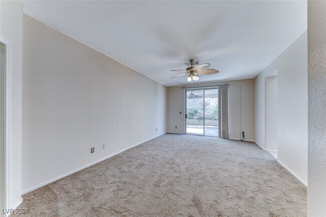 Building Photo - 857 Sumner Ranch Rd