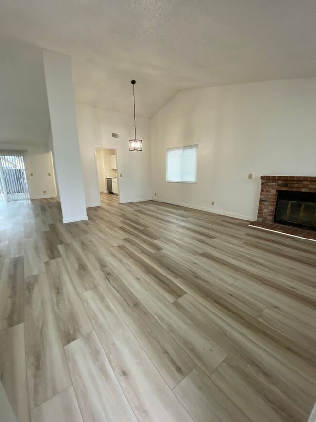 Building Photo - Fully Remodeled Single Story Spacious 3bed/2 bath home on corner lot in Suisun City!!!!