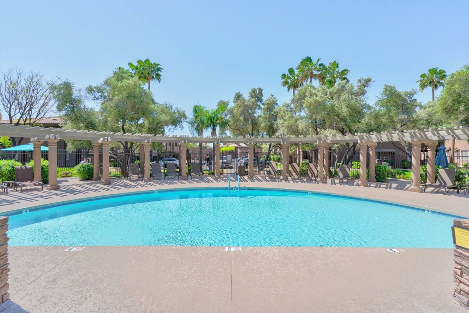 Building Photo - 7009 E Acoma Dr