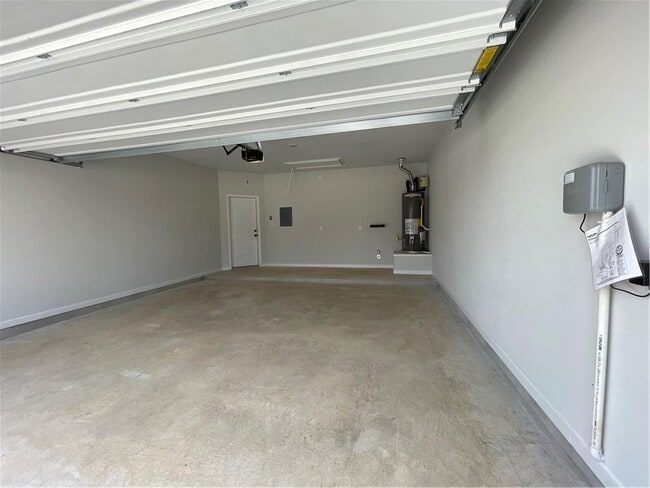 Building Photo - 149 Patrick Herndon Dr