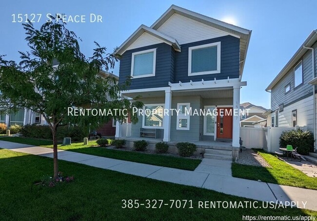 Building Photo - 15127 Peace Dr