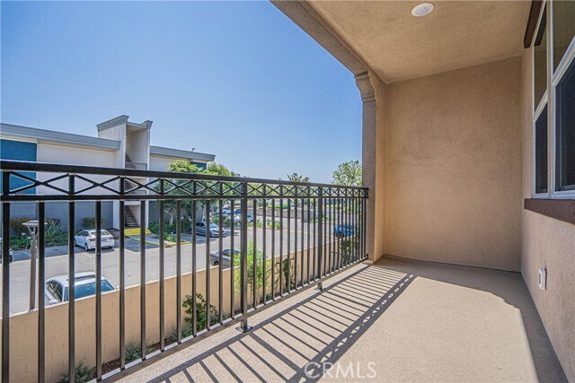 Building Photo - 2317 W Broadway