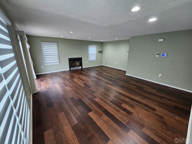 Building Photo - 62 Rice Run