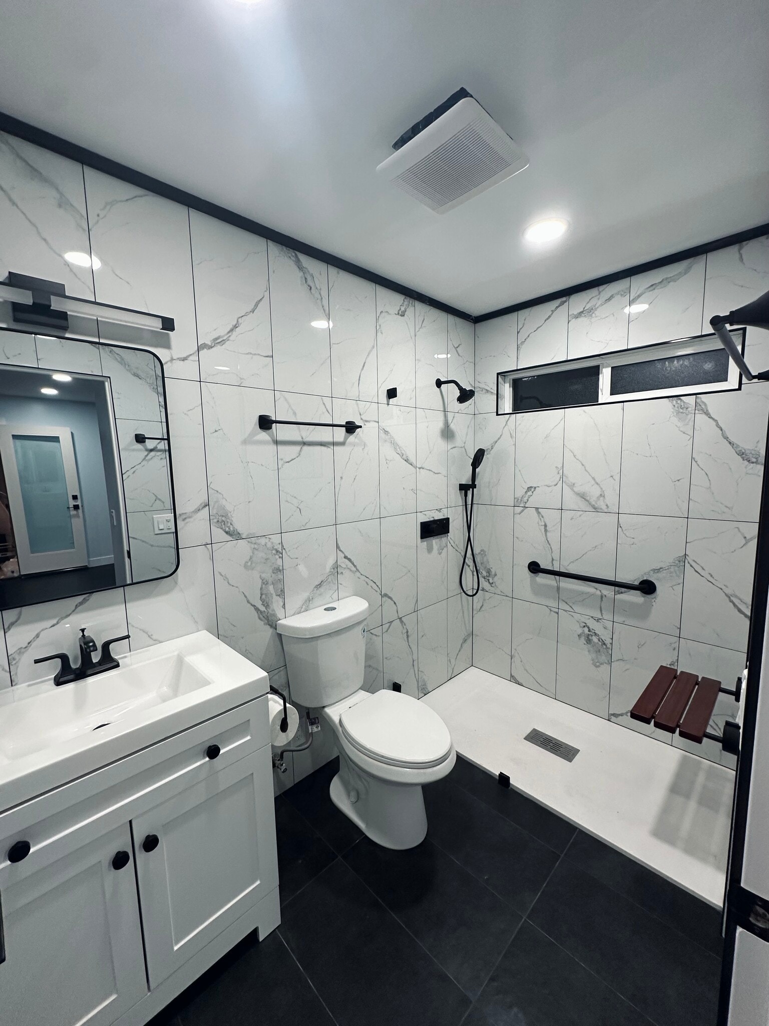 Building Photo - 4068 Armstrong St