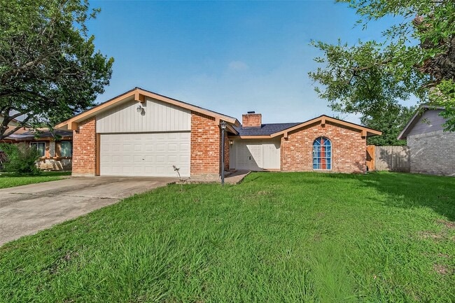 Building Photo - 8638 Little River Rd