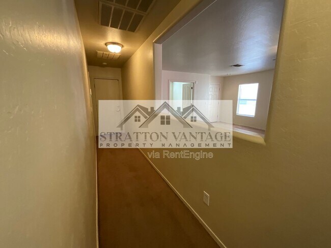 Building Photo - 11580 W Duran Ave