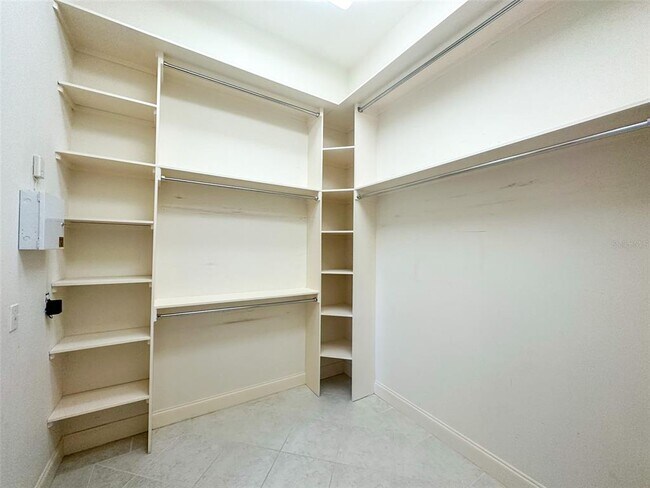 Building Photo - 6425 NW 202nd Pl