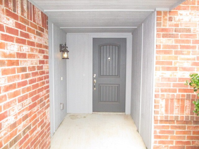 Building Photo - 12409 Edison Drive
