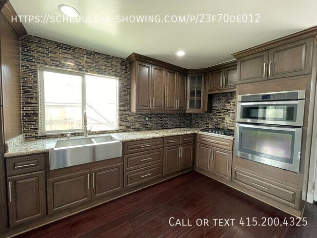 Building Photo - 4460 Forest St