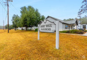 Building Photo - Rosehill Gardens