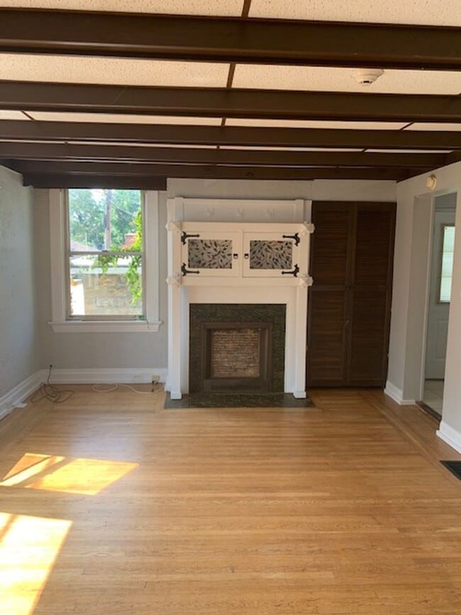 Building Photo - 5212 Coral St