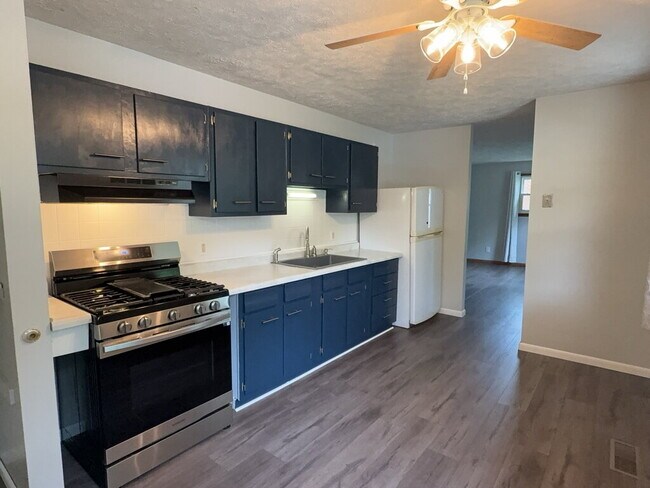 Building Photo - 2208 Beauvoir Ct