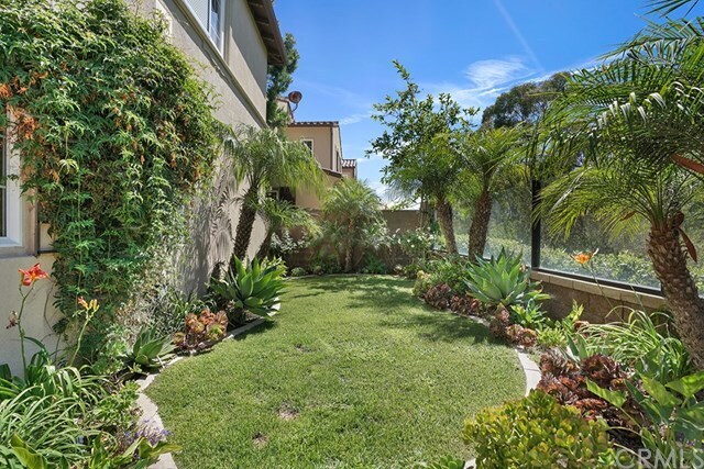 Building Photo - 21 Gardenpath