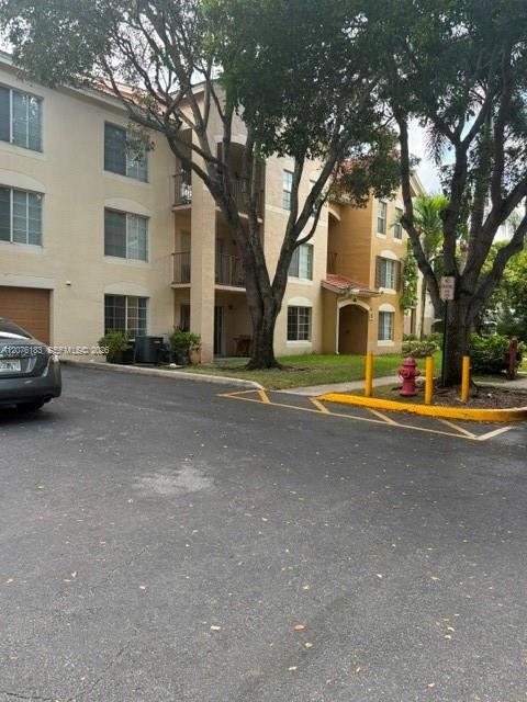 Building Photo - 4211 San Marino Blvd