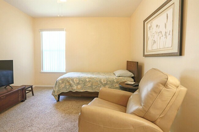 Building Photo - 1761 Keswick Rd