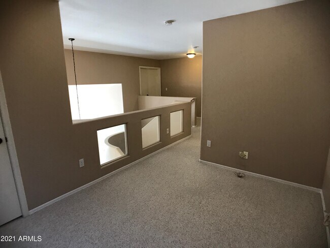 Building Photo - 1346 S Palomino Creek Dr