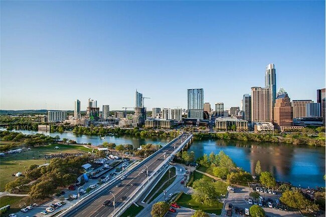 Building Photo - 216 Barton Springs Rd